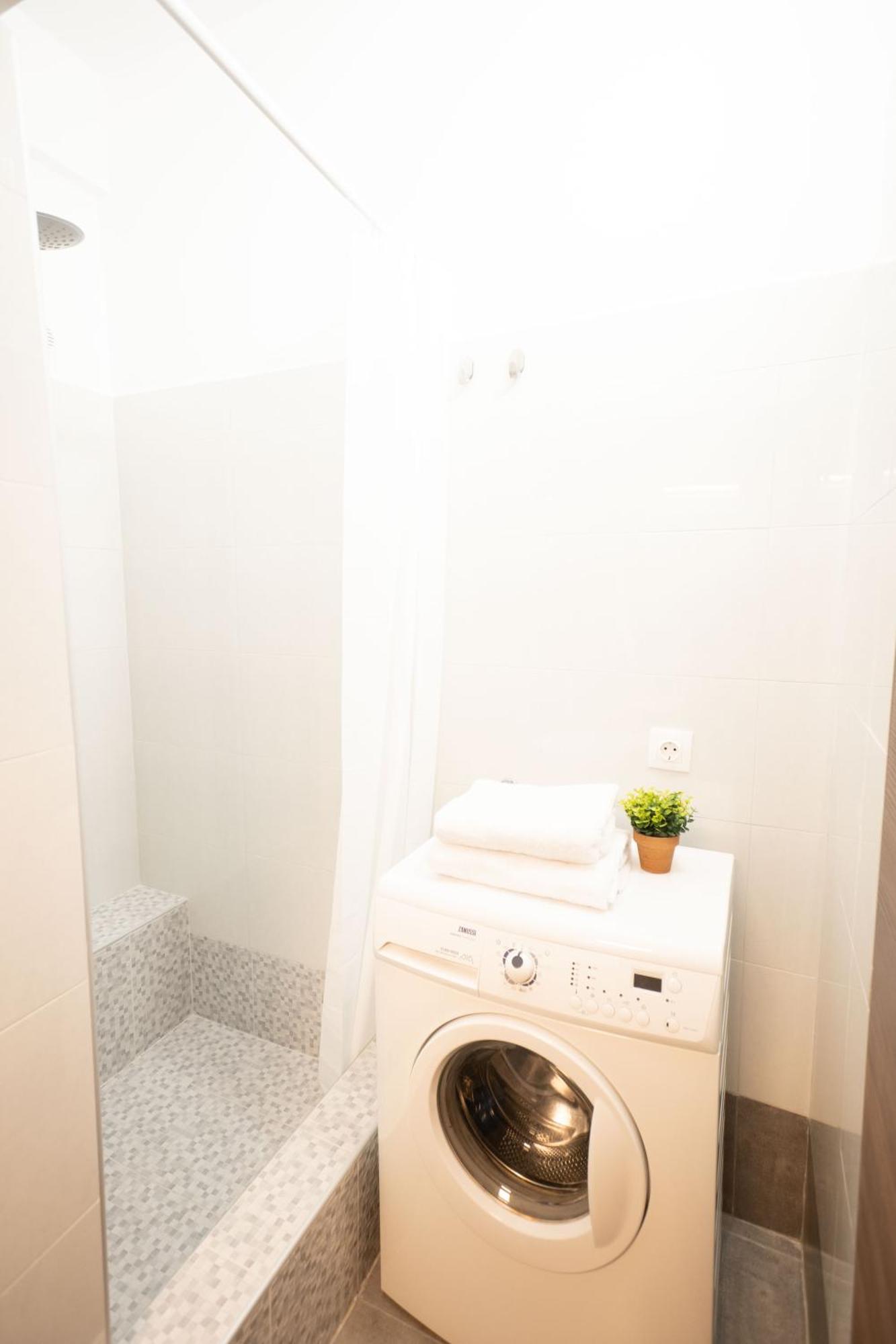F & B Collection - Flat For 3 Apartment Tesalonika Bagian luar foto